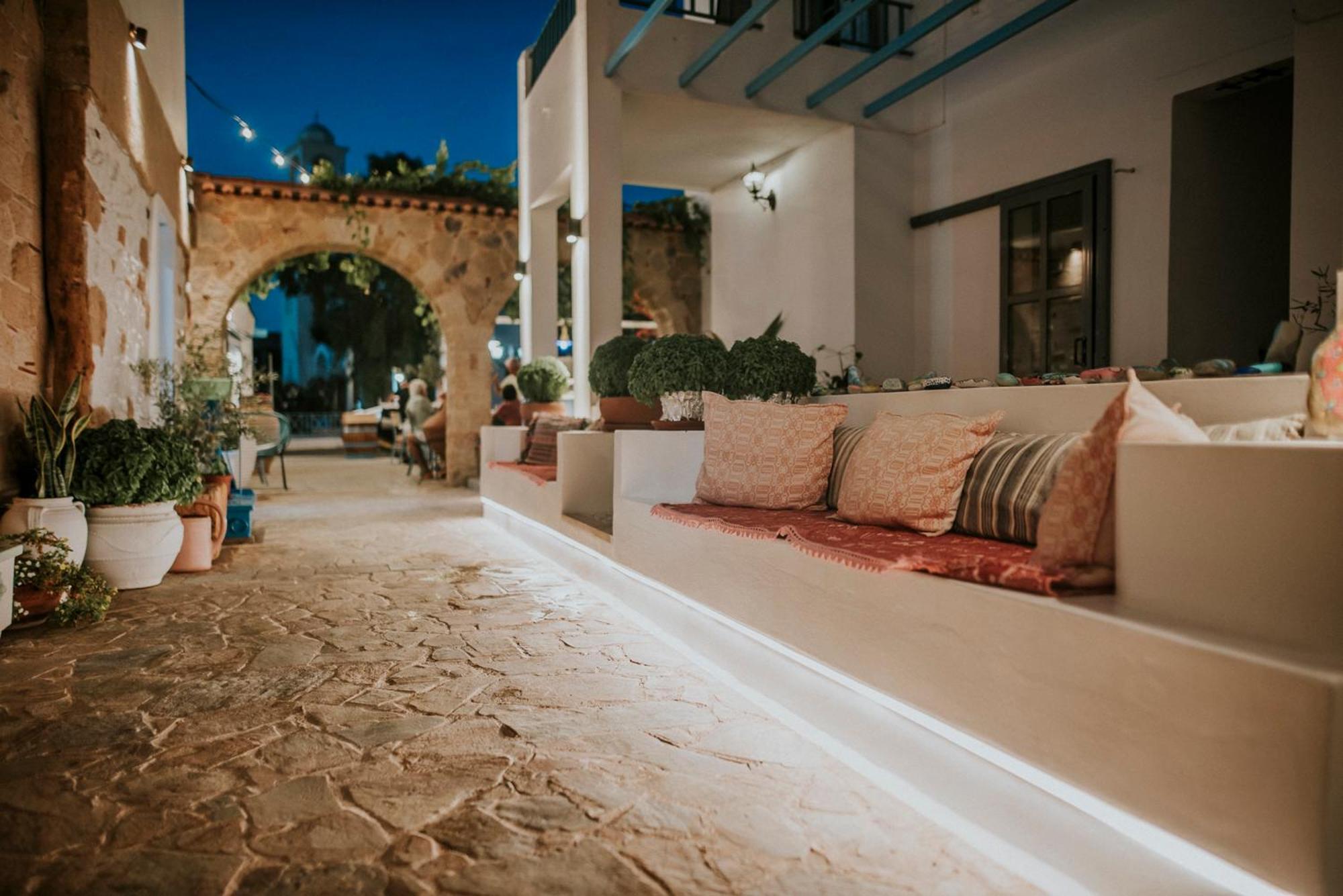 Saronis Hotel Agistri - Adults Only Скала Экстерьер фото