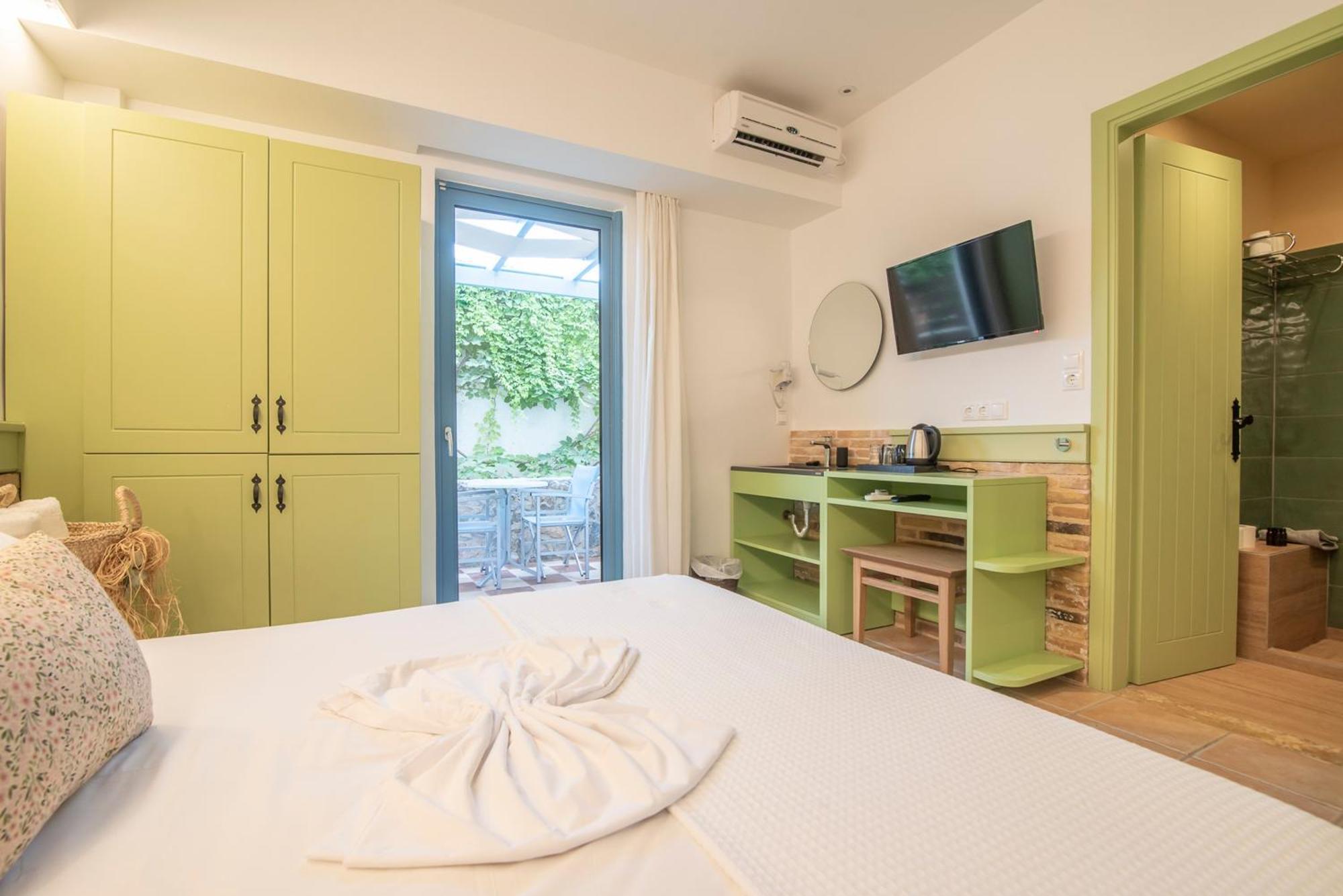 Saronis Hotel Agistri - Adults Only Скала Экстерьер фото