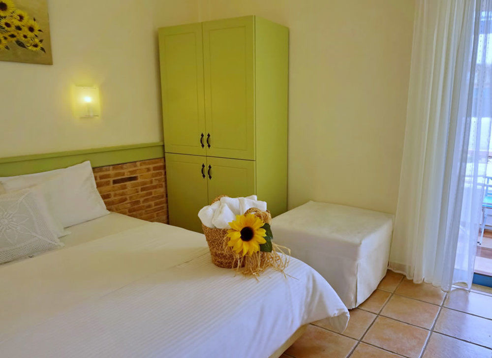 Saronis Hotel Agistri - Adults Only Скала Экстерьер фото